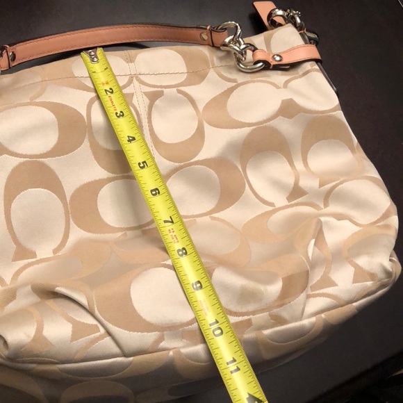 💥 Sale! Authentic Coach Signature bag - Picture 7 of 8